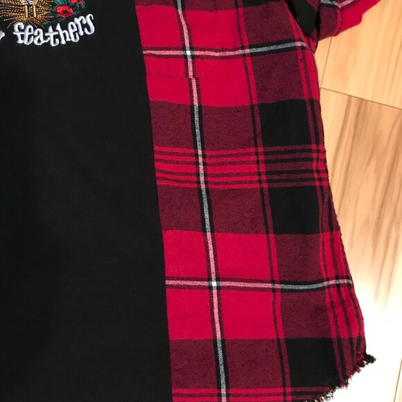 Upcycled Flannel Tee, Size S-M: Reworked Oversized Chickens Graphic Pullover - Picture 7 of 11